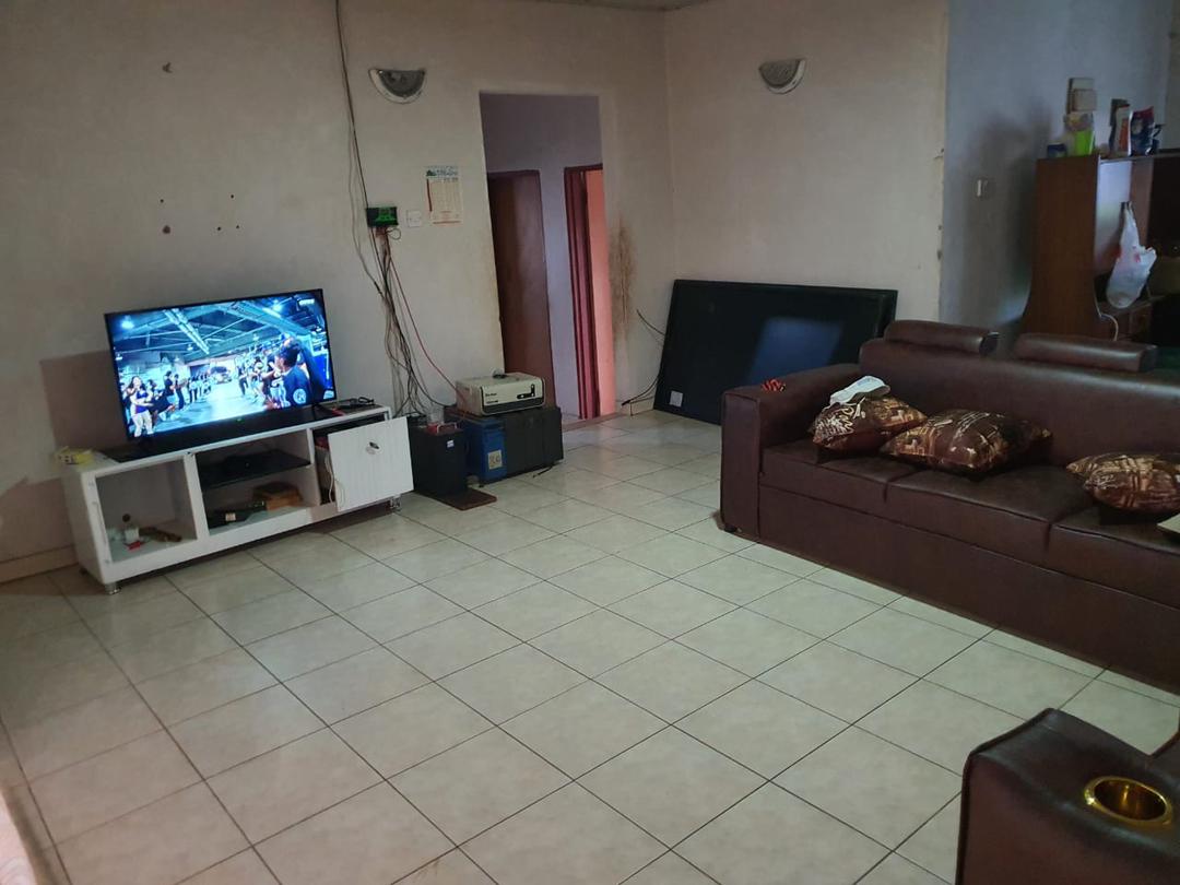WhatsApp Image 2026-03-18 at 12.02.1443 3 Bedroomed Cottage in Crowhill Views Harare for sale