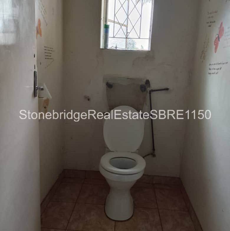 4 bedroomed House in Riverside for sale