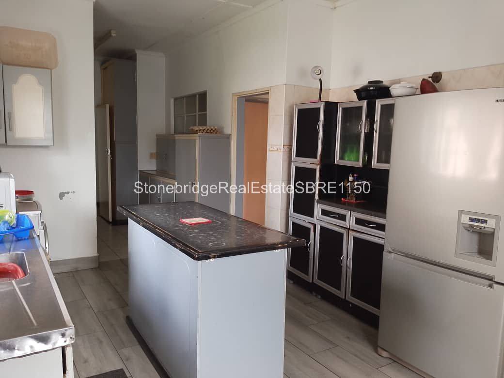 4 bedroomed House in Riverside for sale