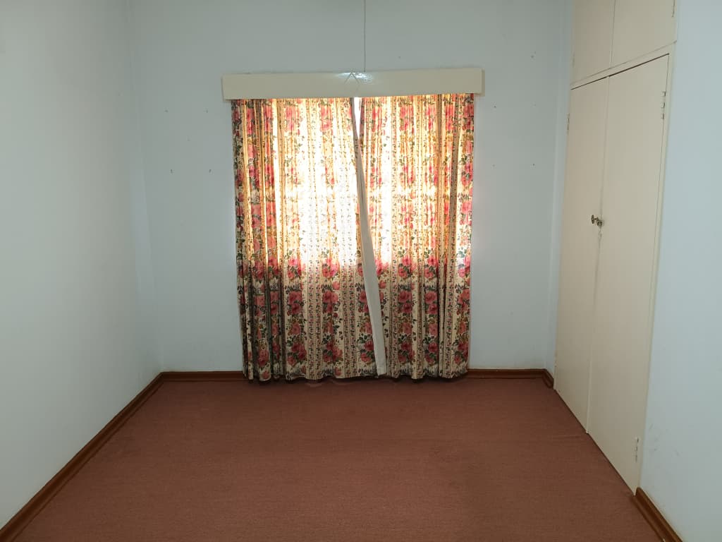 Prime Commercial Property on 25th Avenue Famona to rent