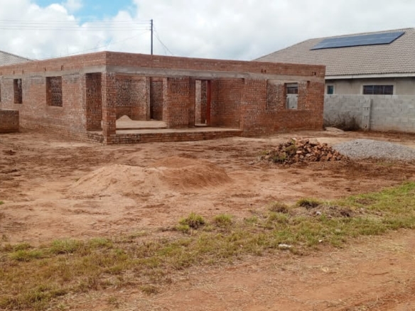 3 Bedroomed Incomplete house in Woodville for sale