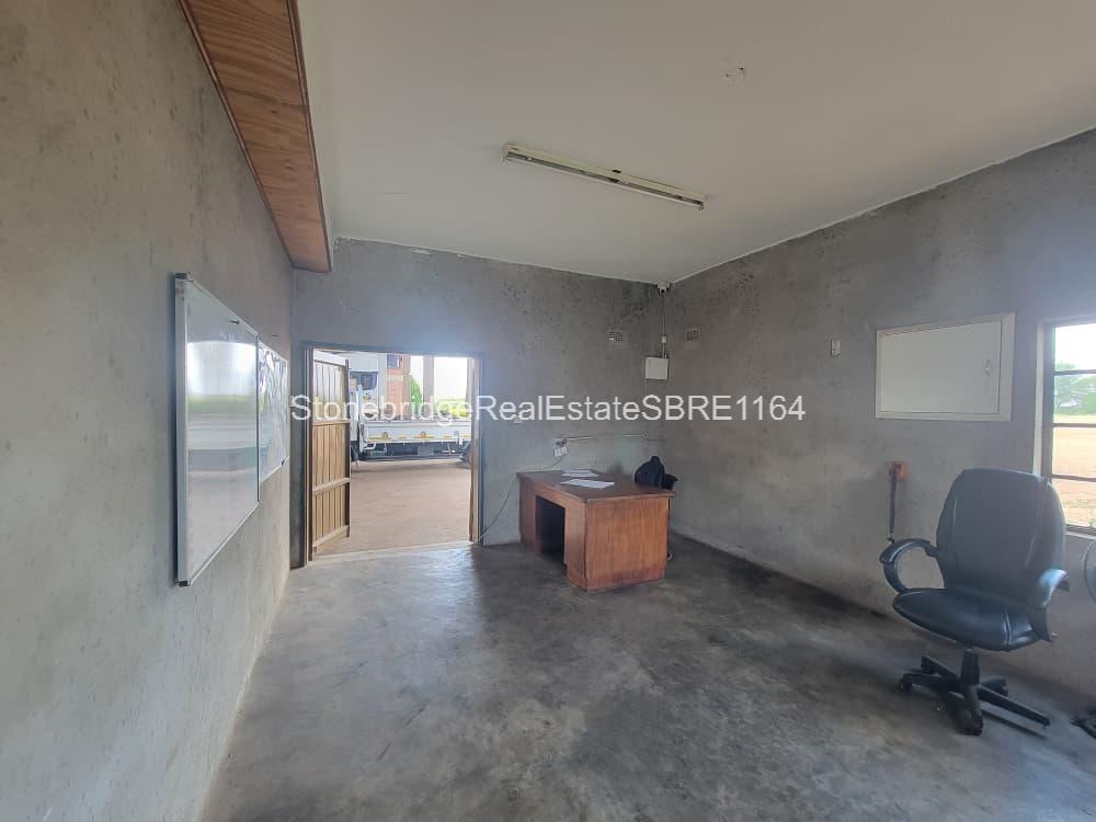 Industrial Property in Kelvin west for sale
