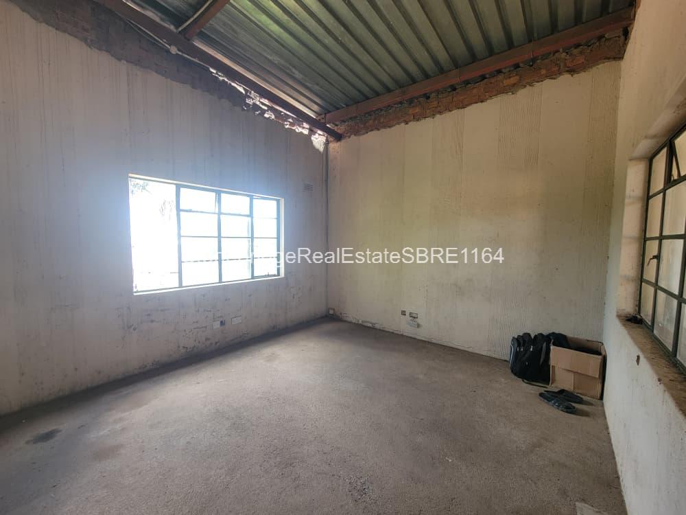 Industrial Property in Kelvin west for sale