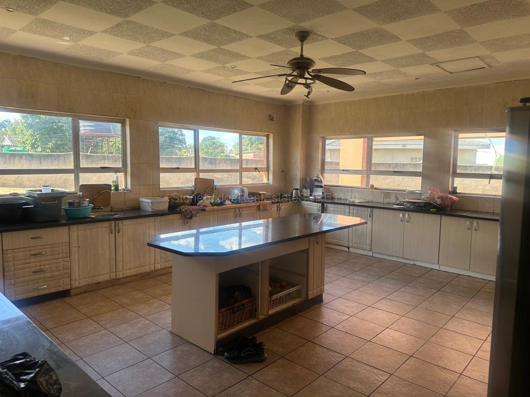 WhatsApp Image 2026-04-13 at 15.14446.20 4 Bedroomed House in Parklands for sale