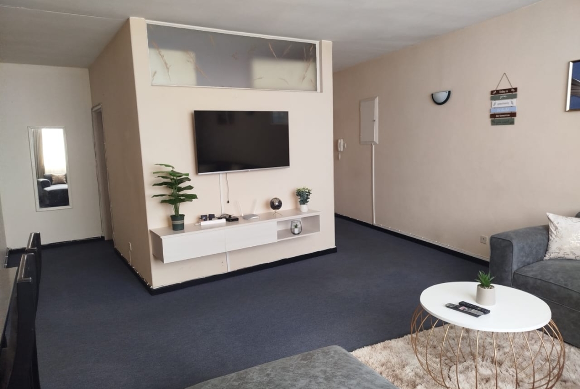 Kenilworth Flats – Upmarket Airbnb Stay