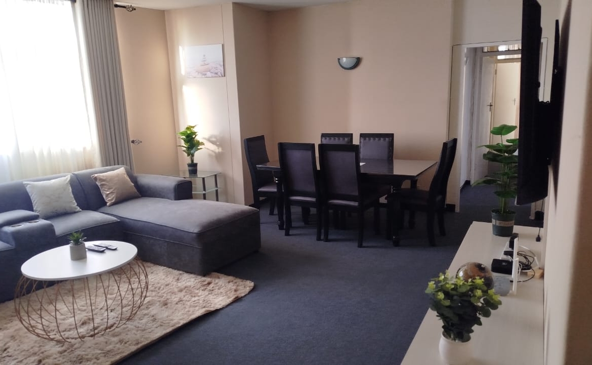 Kenilworth Flats – Upmarket Airbnb Stay
