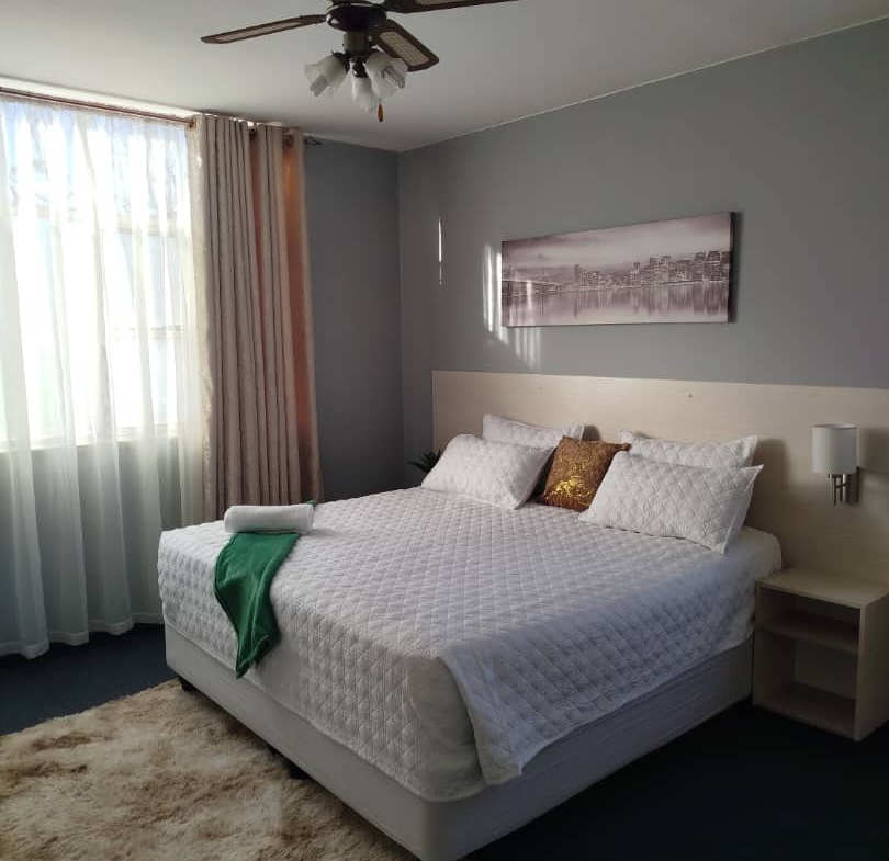 Kenilworth Flats – Upmarket Airbnb Stay