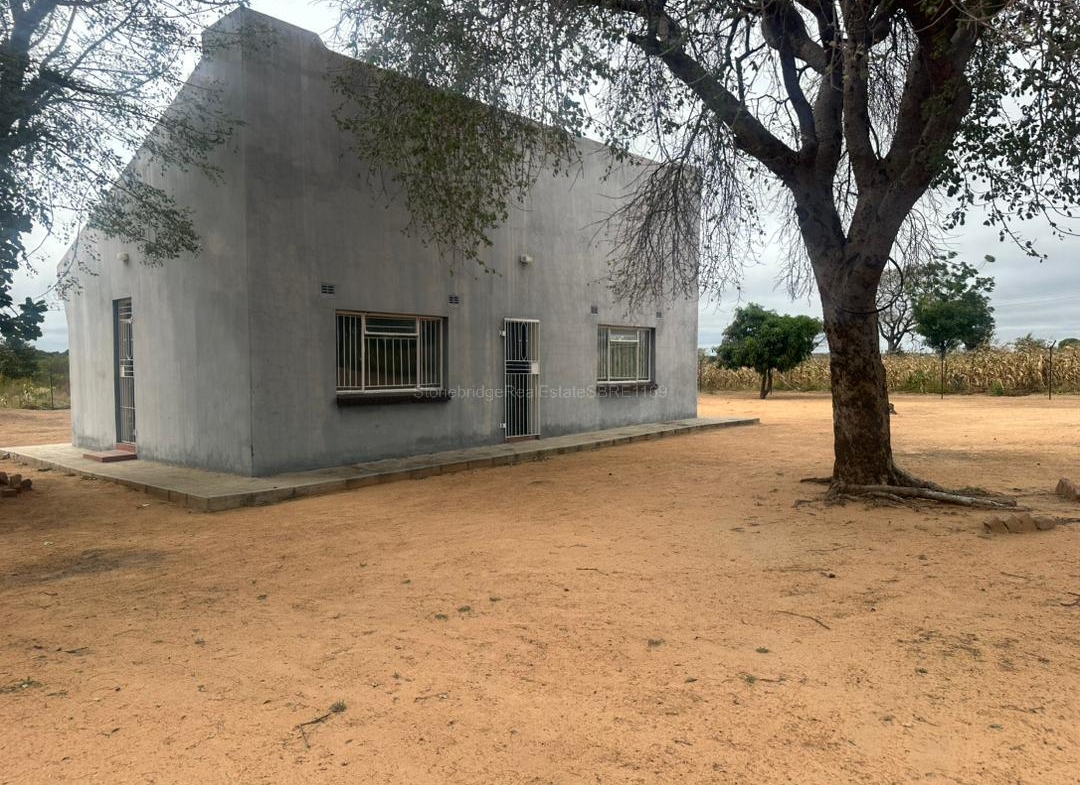 4.5 Hectare Property with 5 Bedroomed House in Norwood for sale