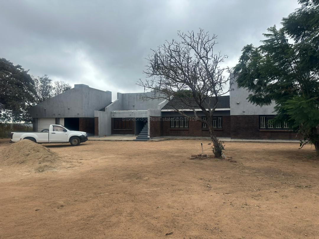 WhatsApp Image 2026-04-24 at 10.29.54 4.5 Hectare Property with 5 Bedroomed House in Norwood for sale