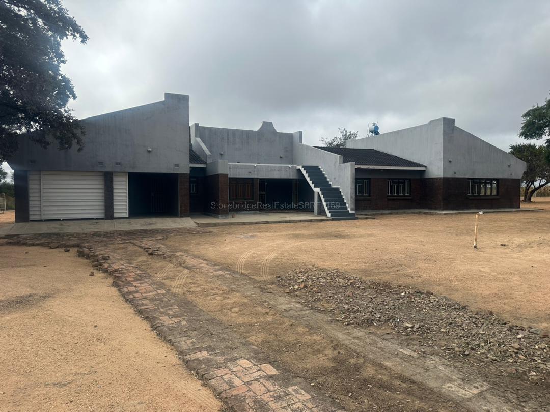 WhatsApp Image 2026-04-24 at 10.29.57772 4.5 Hectare Property with 5 Bedroomed House in Norwood for sale