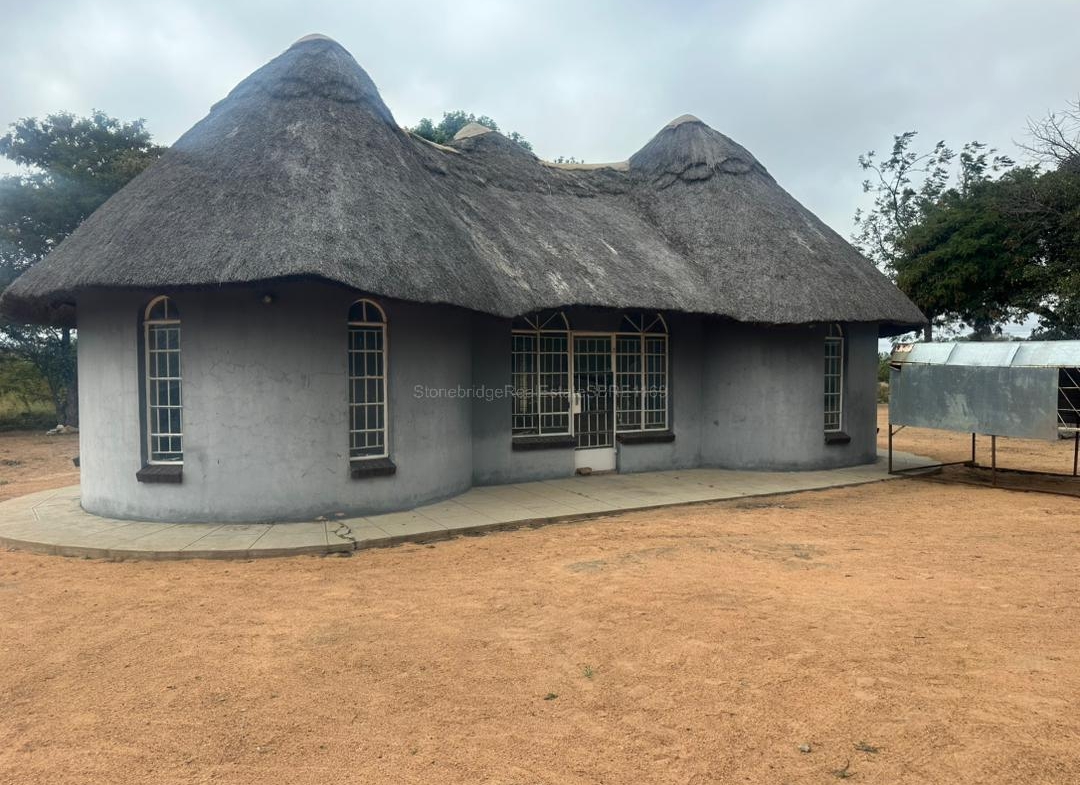 4.5 Hectare Property with 5 Bedroomed House in Norwood for sale