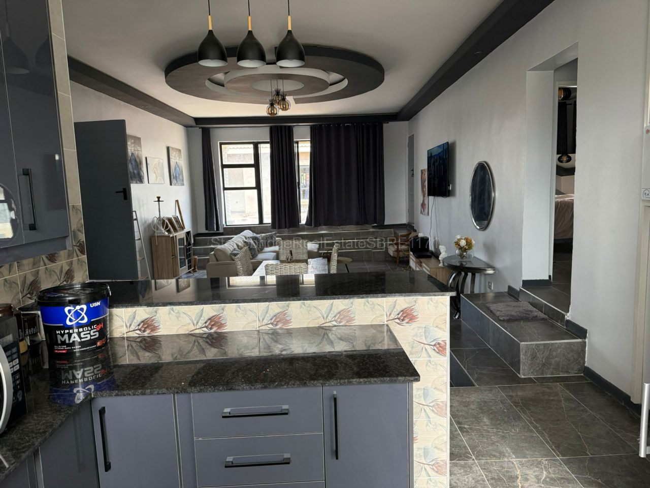 WhatsApp Image 2026-04-28 at 02.00.52 Modern 3 Bedroomed Townhouse in Burnside for sale