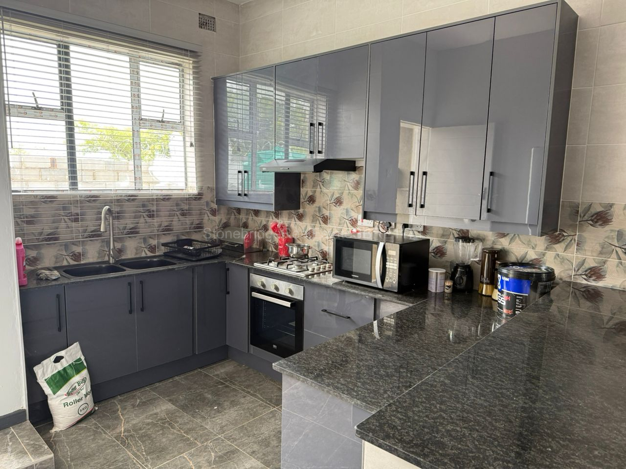 WhatsApp Image 2026-04-28 at 02.00.54 Modern 3 Bedroomed Townhouse in Burnside for sale