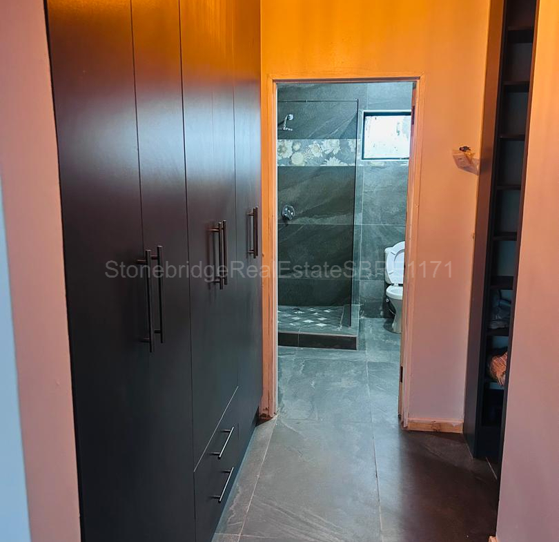 Modern 3 Bedroomed Townhouse in Burnside for sale