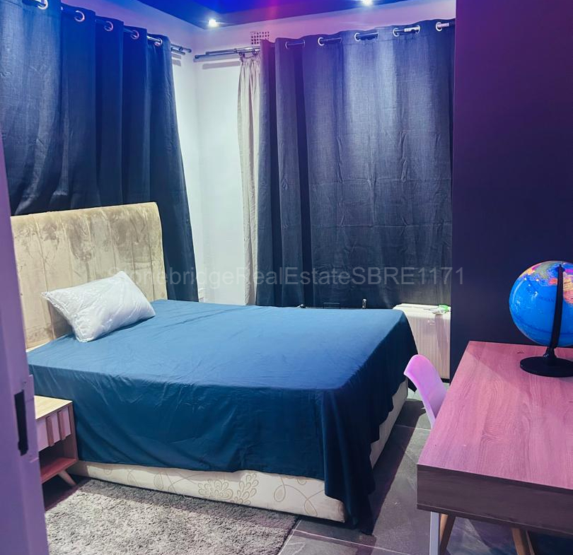 Modern 3 Bedroomed Townhouse in Burnside for sale