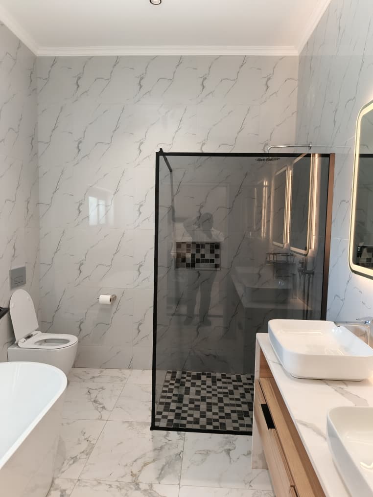 WhatsApp Image 2026-04-28 at 04.39.2774 Modern 5 Bedroomed Double Storey Air BnB in Hillside