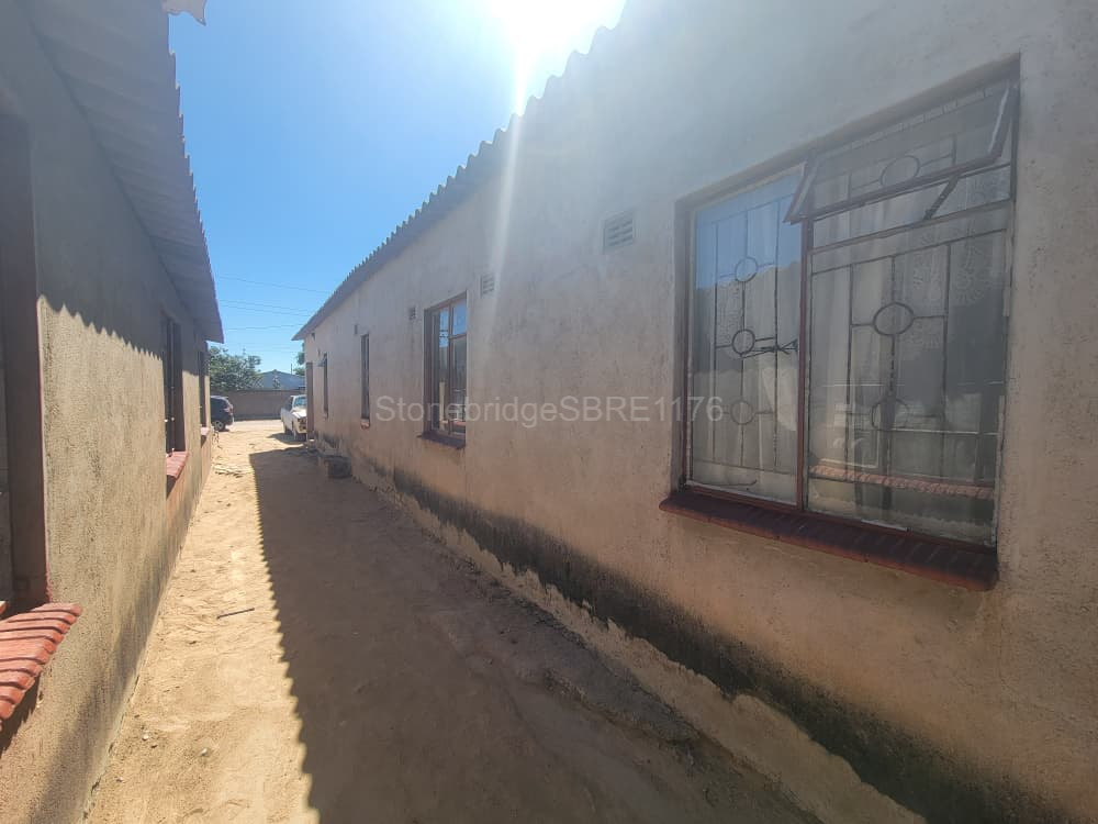 Cowdray Park 3 bedroomed House for sale