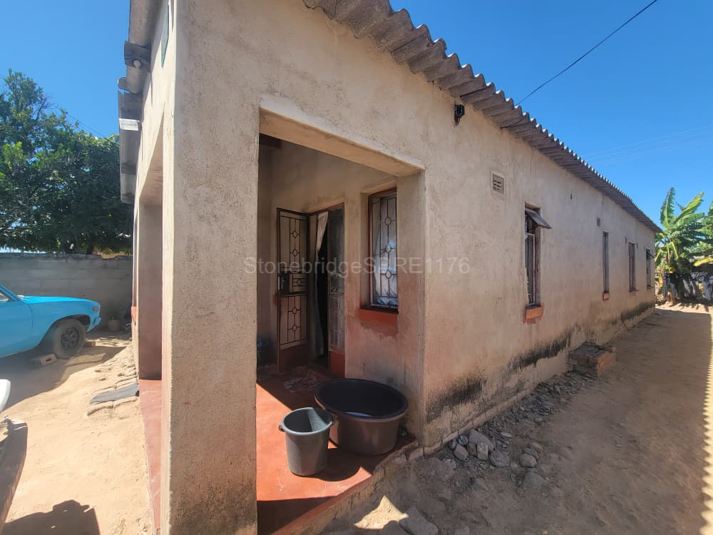 Cowdray Park 3 bedroomed House for sale