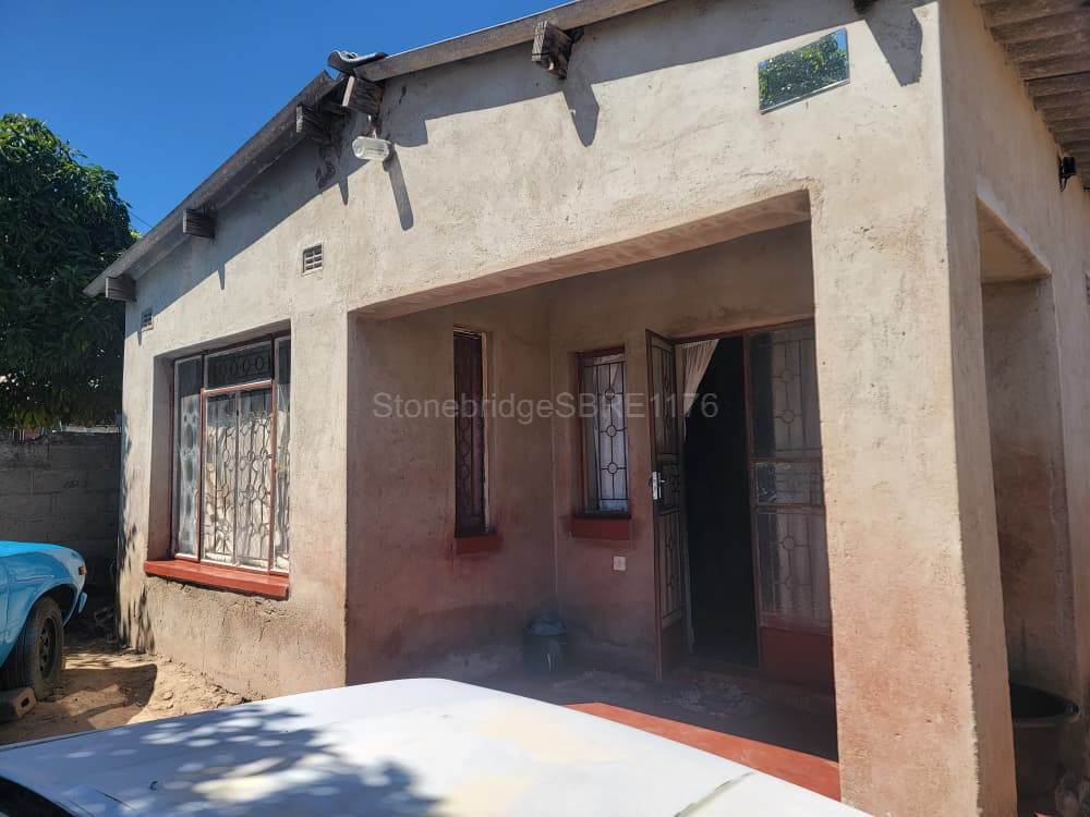 Cowdray Park 3 bedroomed House for sale