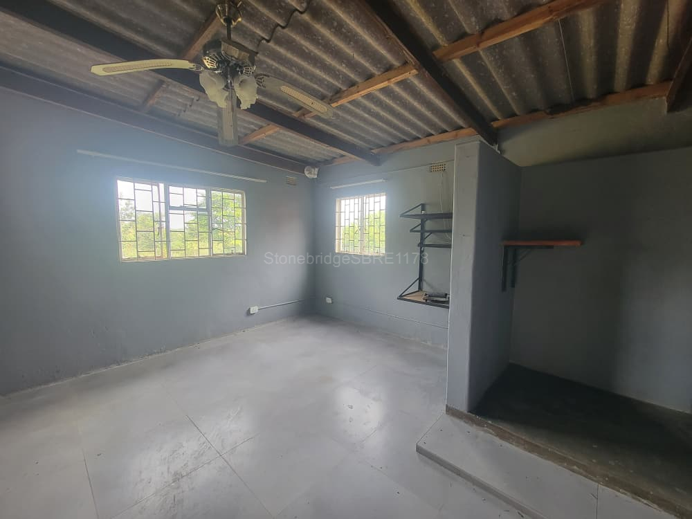 2 Acre farm in Manningdale for sale