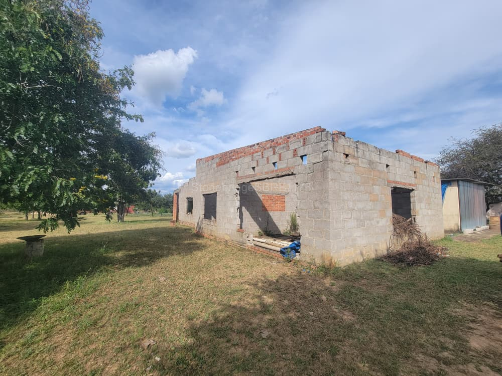 2 Acre farm in Manningdale for sale