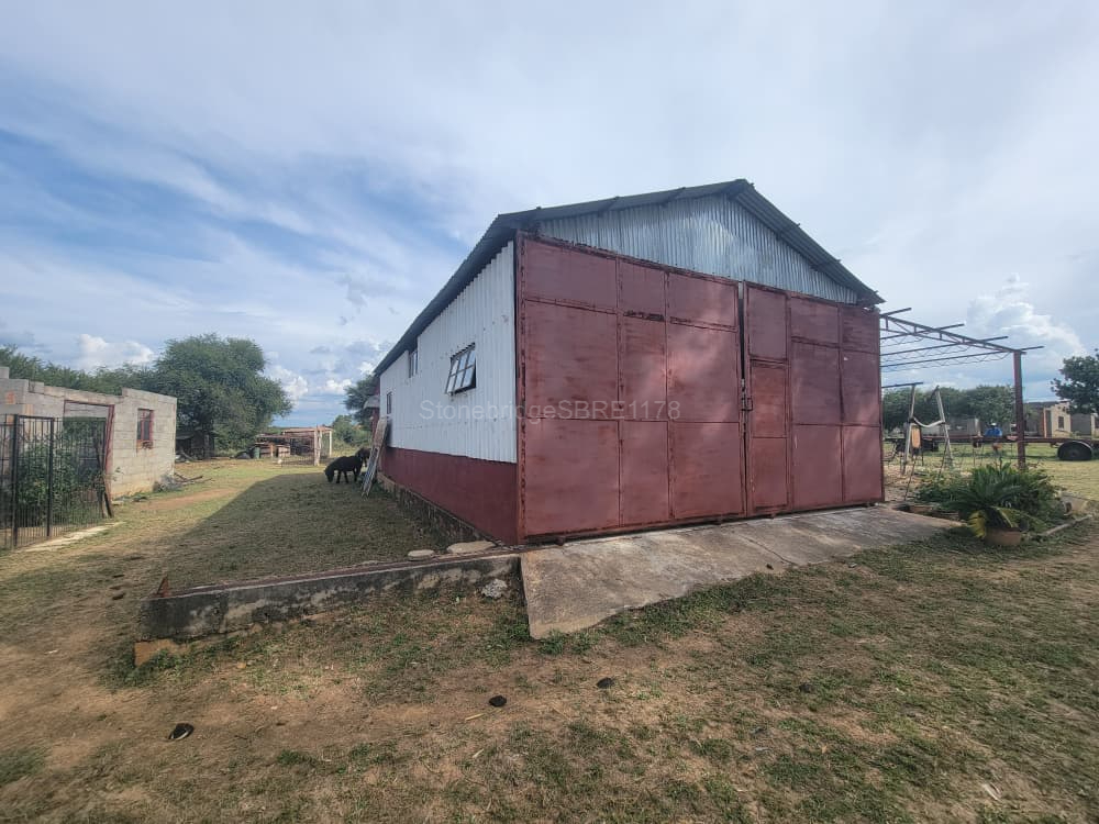 2 Acre farm in Manningdale for sale