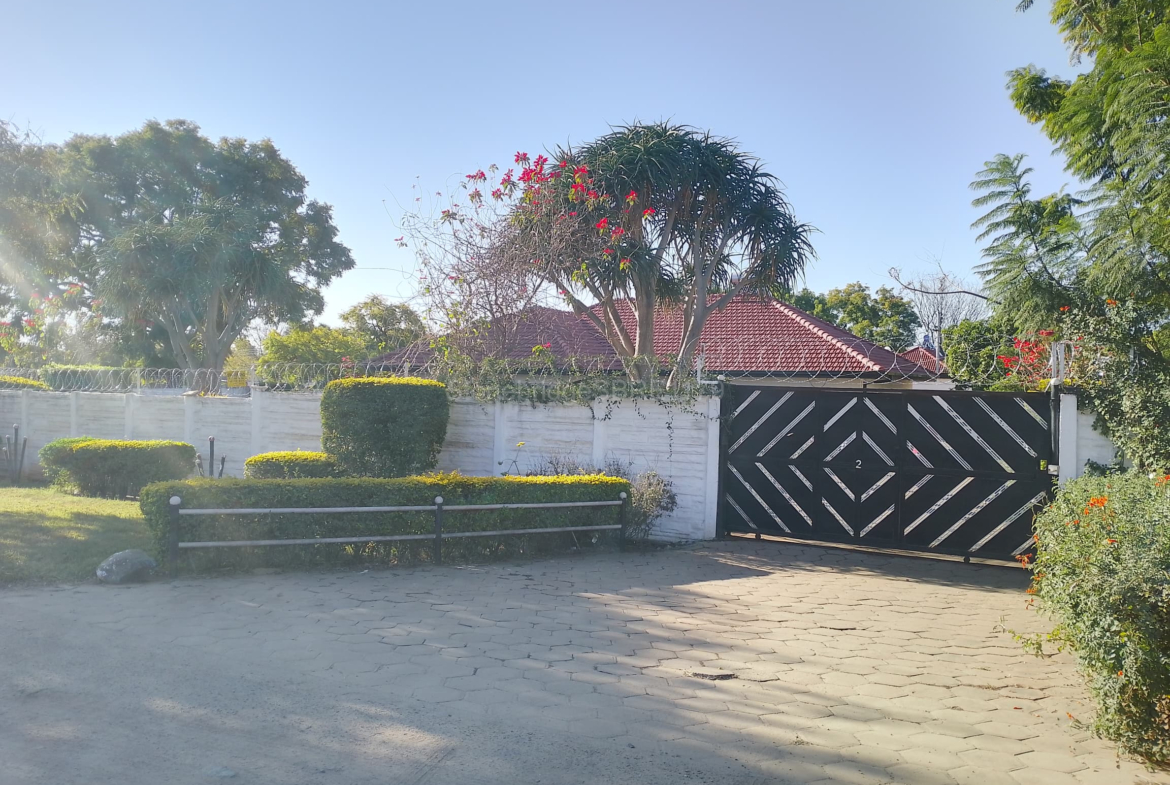 Northend 3 Bedroomed Corner stand home for sale