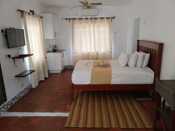 Modern Air BnB in Suburbs for short term rental
