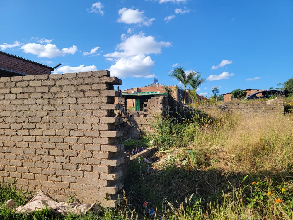 1200SQM stand in Sunnyside for sale