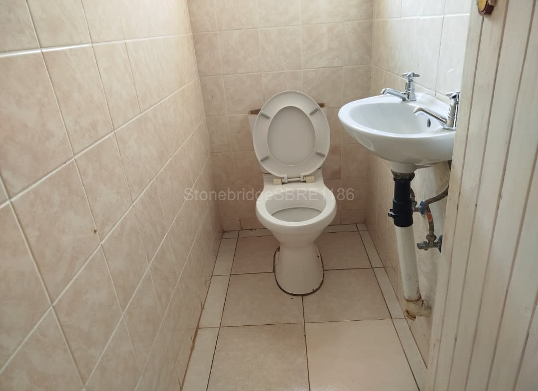 4 Bedroomed House in Mahatshula for sale