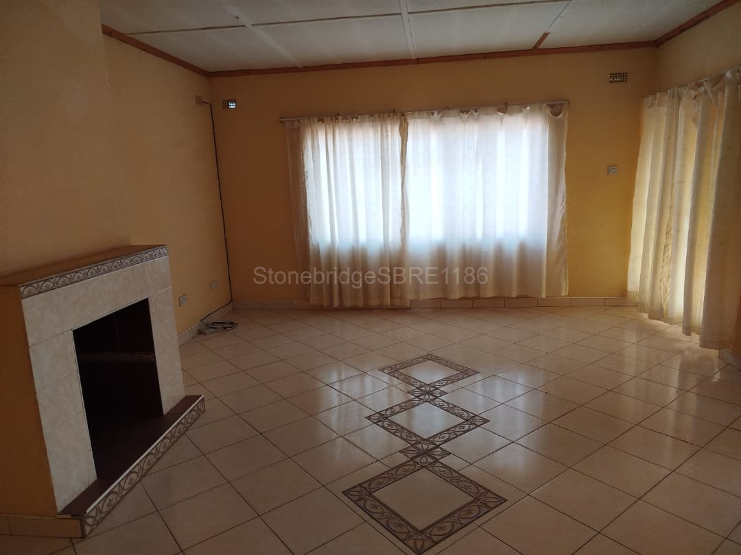 WhatsApp Image 2026-05-11 at 11.10.03 4 Bedroomed House in Mahatshula for sale