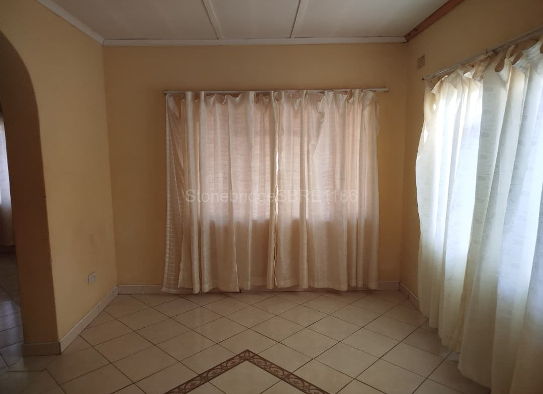 4 Bedroomed House in Mahatshula for sale