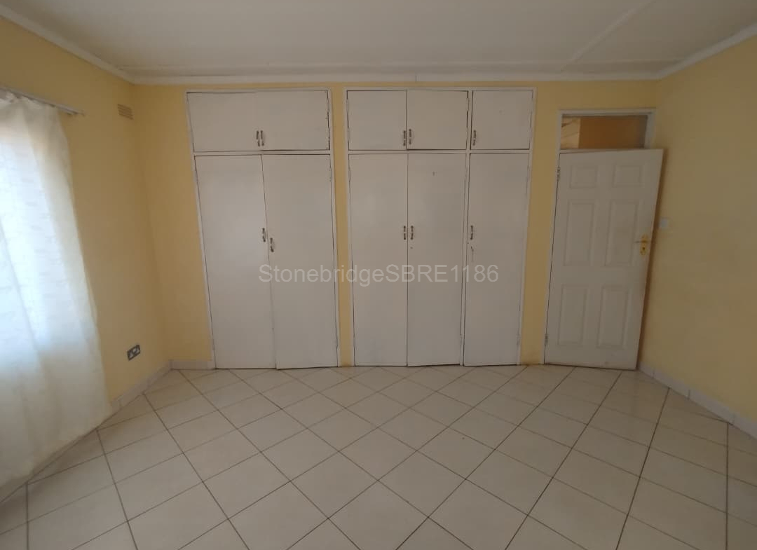 4 Bedroomed House in Mahatshula for sale