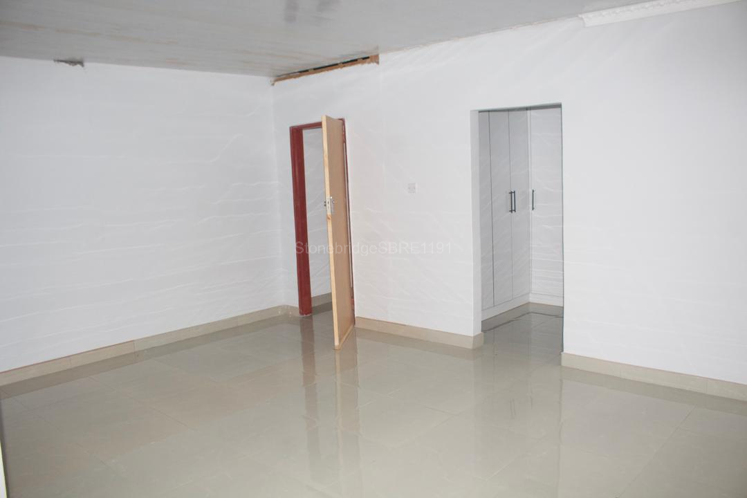 4 Bedroomed House in Edlamini for sale