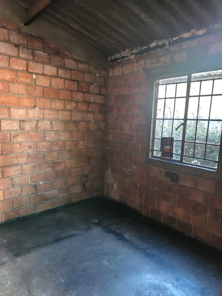 2 Bedroomed House to rent in Emakhandeni