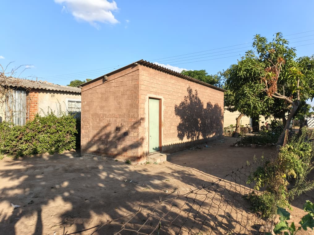 2 Bedroomed House to rent in Emakhandeni