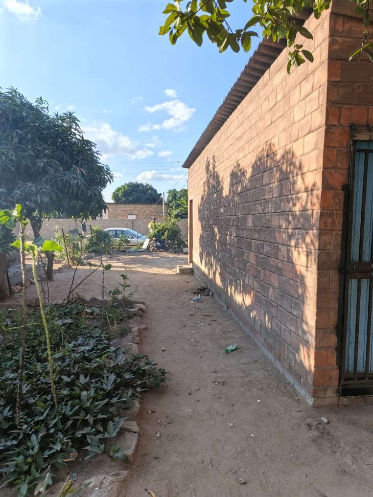 2 Bedroomed House to rent in Emakhandeni