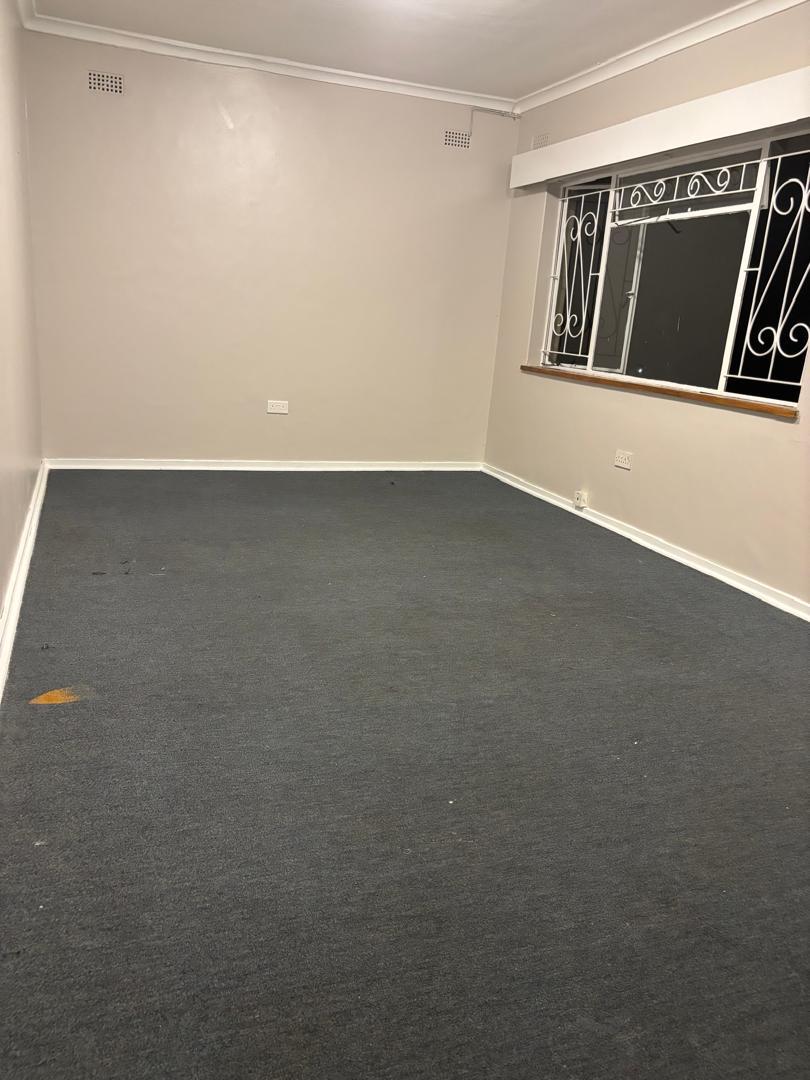 WhatsApp Image 2026-05-21 at 11.31.23 Double Storey House in Highlands Harare to rent