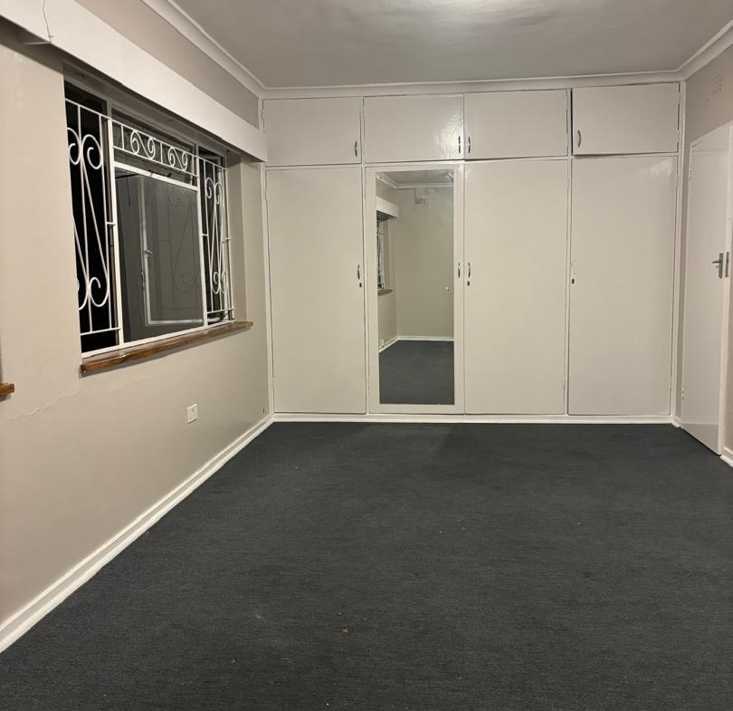 Double Storey House in Highlands Harare to rent