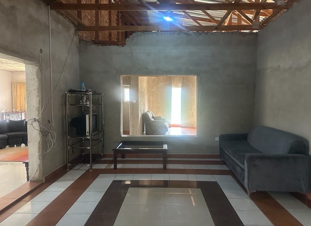 6 Bedroomed House in Burnside for sale
