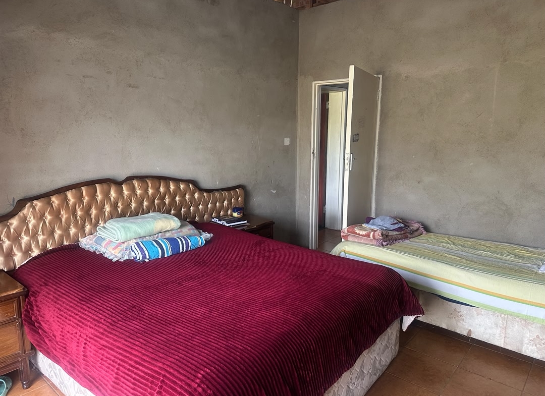 6 Bedroomed House in Burnside for sale