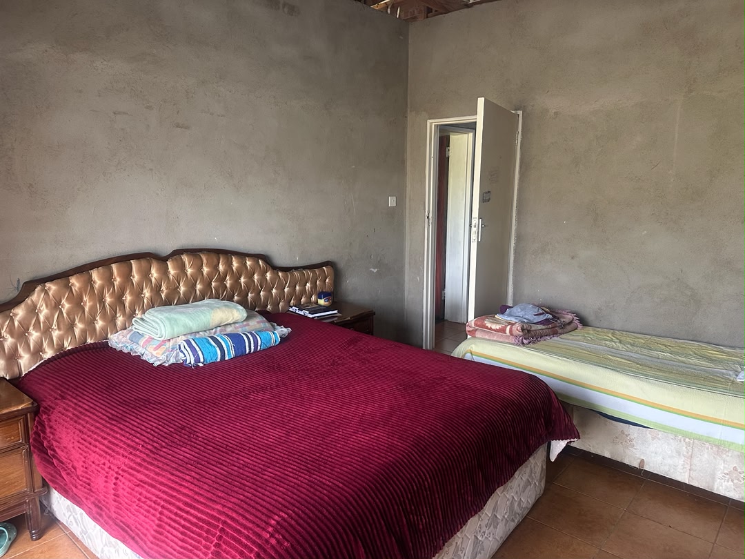 6 Bedroomed House in Burnside for sale