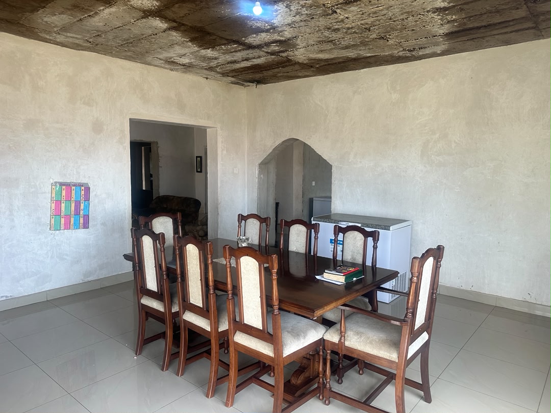 6 Bedroomed House in Burnside for sale