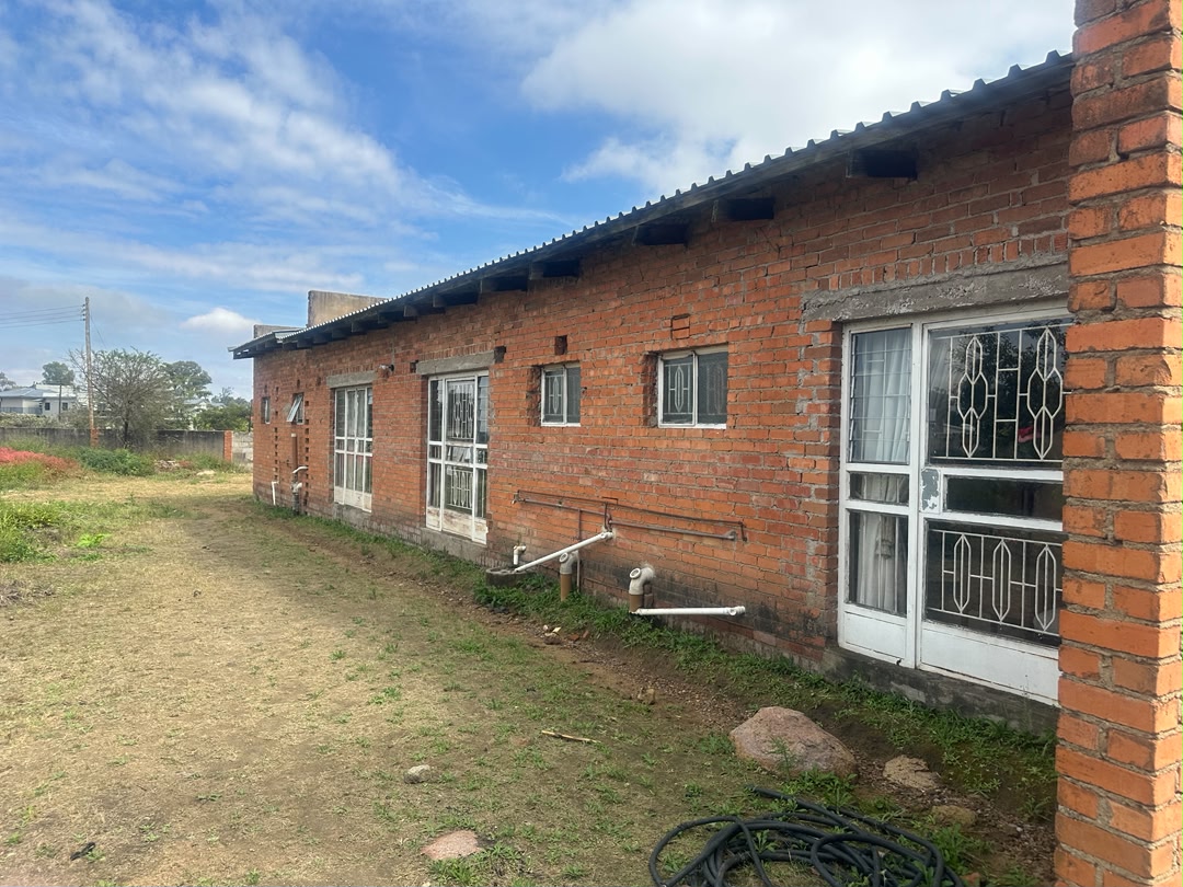 6 Bedroomed House in Burnside for sale