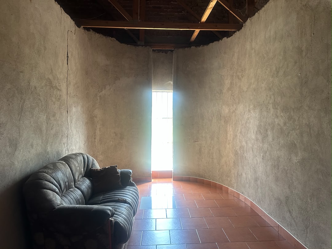 6 Bedroomed House in Burnside for sale