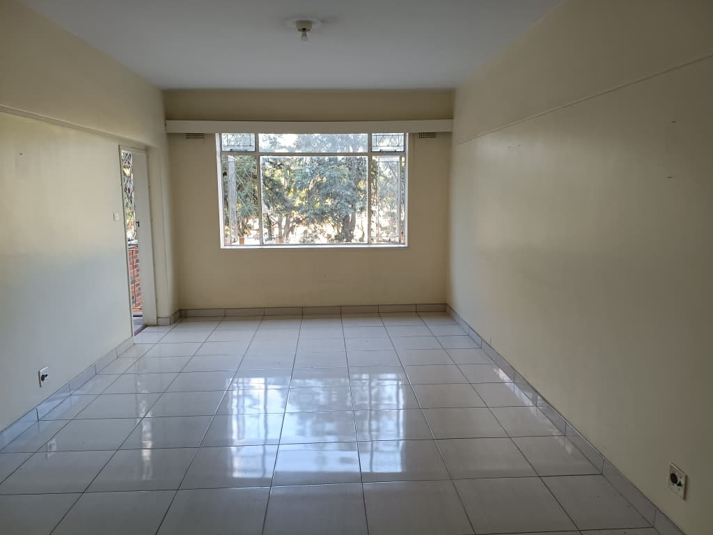 2 Bedroom Flat in Bulawayo CBD to rent