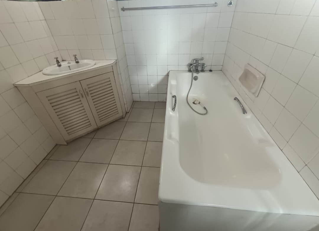 2 Bedroom Flat in Bulawayo CBD to rent