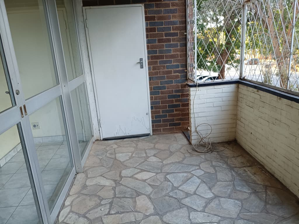 2 Bedroom Flat in Bulawayo CBD to rent