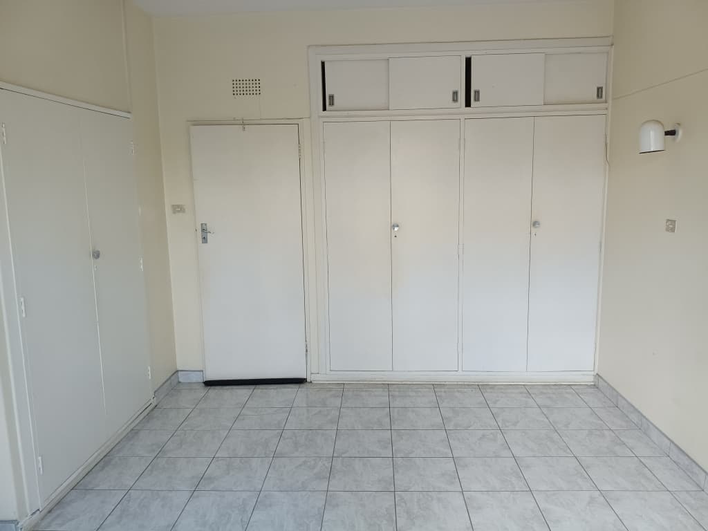 2 Bedroom Flat in Bulawayo CBD to rent
