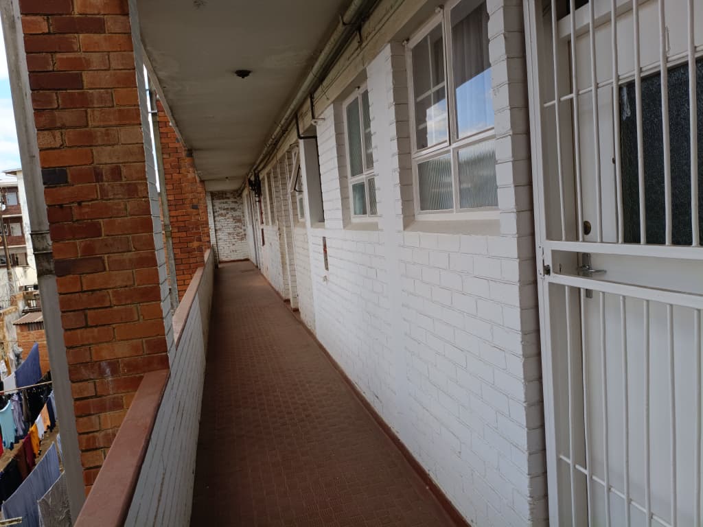 1 Bedroomed Flat in Bulawayo CBD for sale